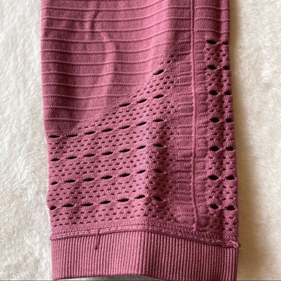 Gym Shark Dark Pink Compression Leggings - Picture 6 of 11